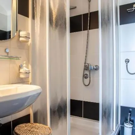 Rustic Dobrinj Rudine (Dobrinj)